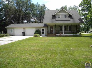617 W 5th St, Lebo, KS 66856