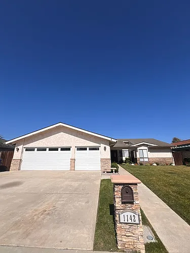 1142 Ashbury Ct Photo 1