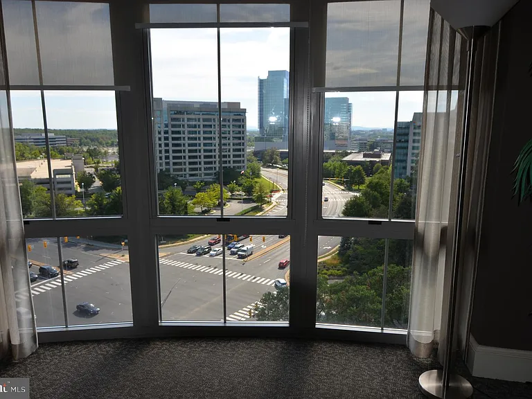 11800 Sunset Hills Rd #1102 — Photo 37