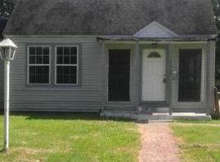 1227 W 4th St, Freeport, TX 77541