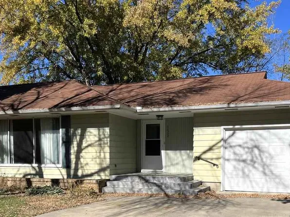 1432 Center St, New Ulm, MN 56073