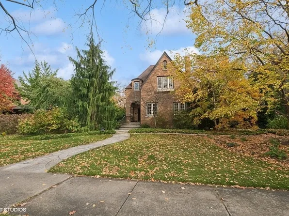 2311 Lawndale Ave, Evanston, IL 60201