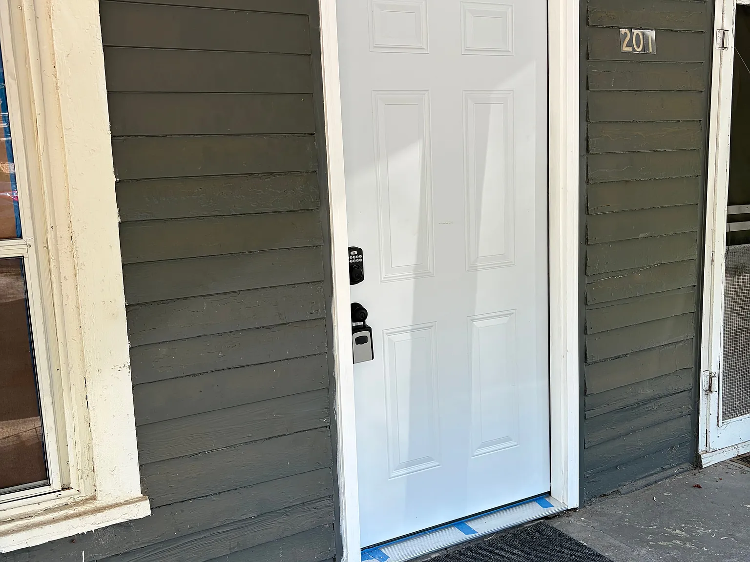 1 bed, 1.0 bath, 600 sqft, $925 — Photo 1