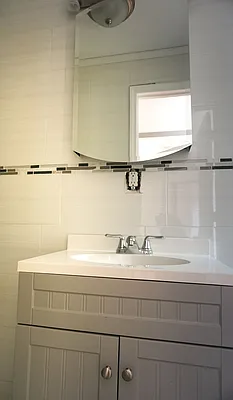Rented by E Realty International Corp | media 3