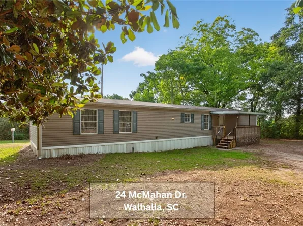 24 McMahan Dr, Walhalla, SC 29691