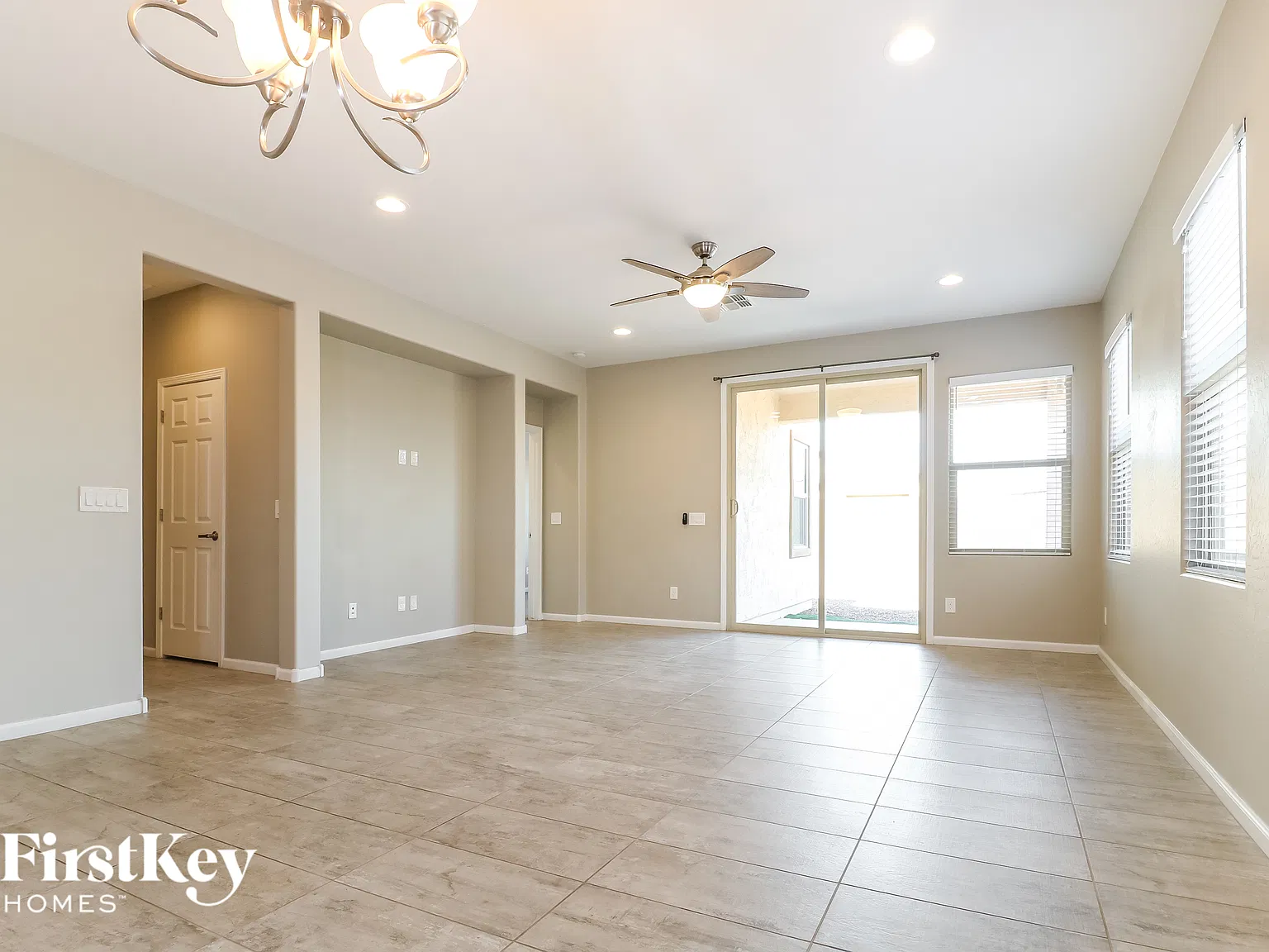 4 bed, 3.0 bath, 1967 sqft, $2,345 — Photo 3