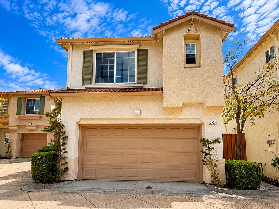 2222 Kingfisher Ct
