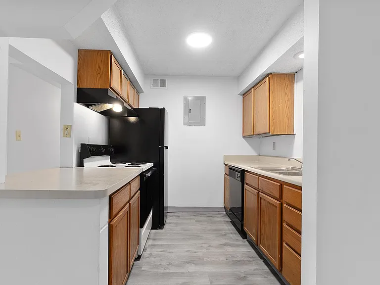 Stonegate Meadows Apartments — Photo 5