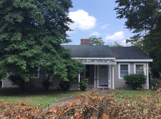427 Rollingwood Cir, Fayetteville, NC 28305