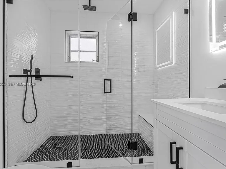 2901 SW 92nd Ave — Photo 24