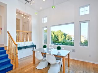 2390 Vista Ridge Ln, Signal Hill, CA 90755