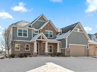 25111 Island Dr, Plainfield, IL 60544