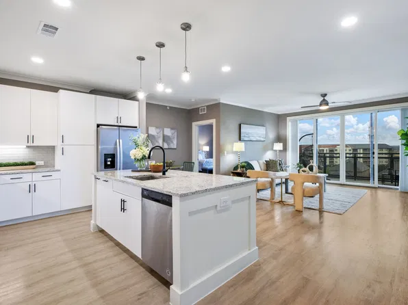 3517 Windhaven Pkwy #2404, The Colony, TX 75056