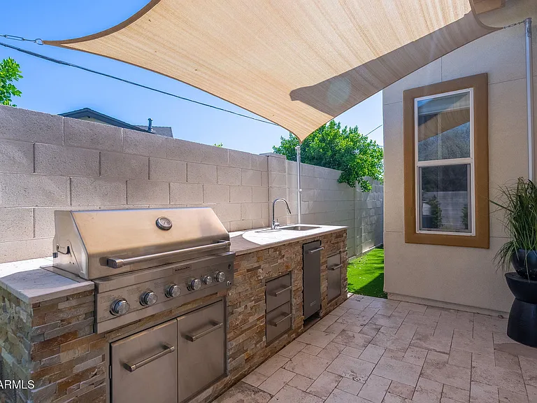 1555 E Ocotillo Rd #9 — Photo 35