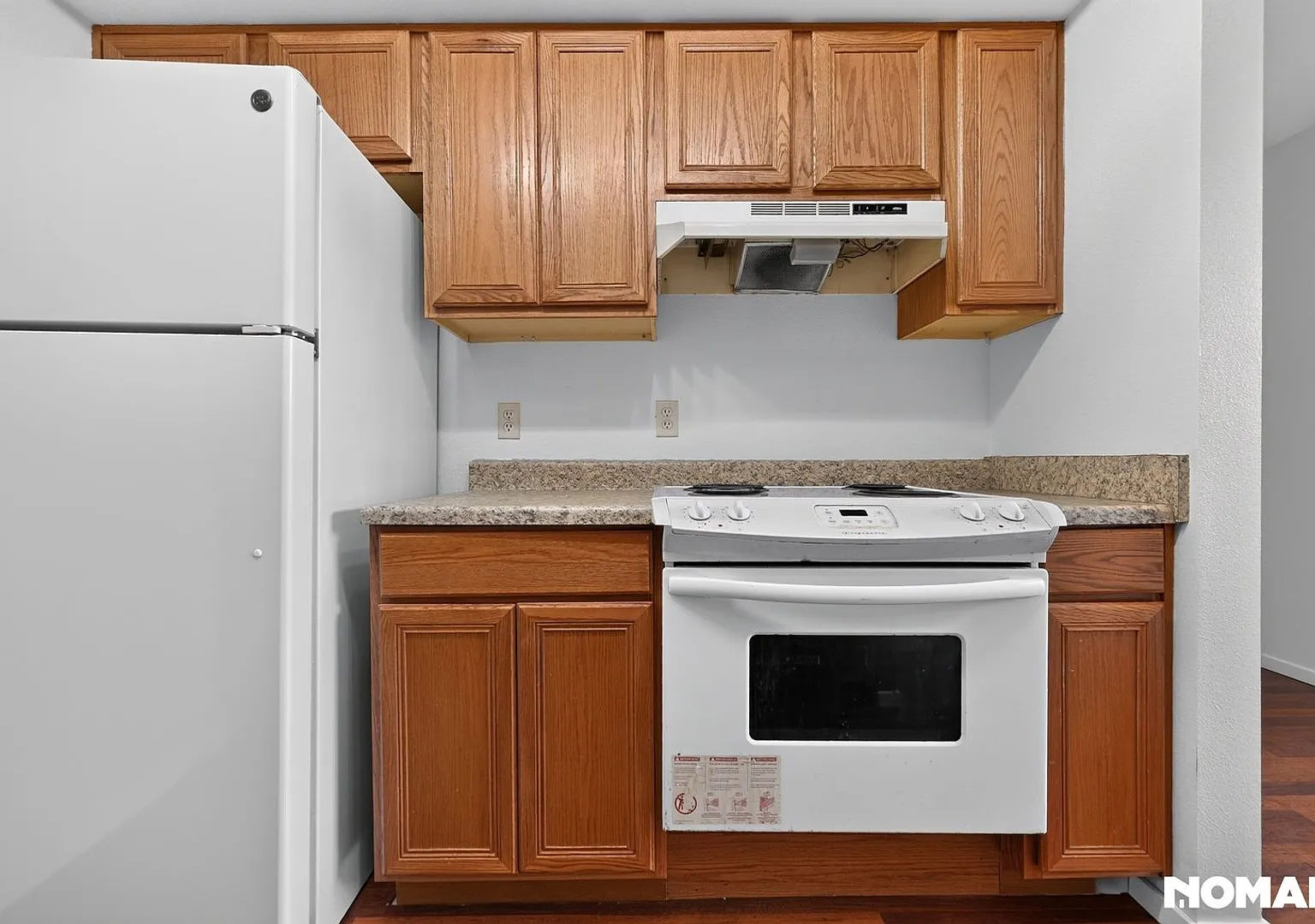 Charming 1BR Condo in Des Moines WA — Photo 4