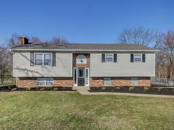 6591 Barret Rd, West Chester, OH 45069