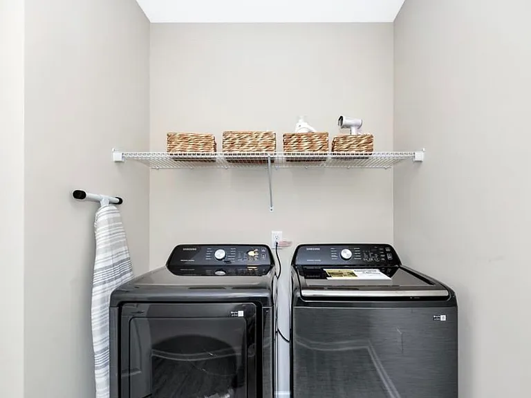 3111 Ivy Ave SW #A1 — Photo 15