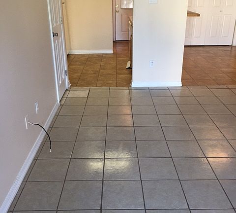 3rd image of 1334 Foxwood Pl