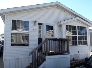 311 3rd St, Northfield, IL 60093