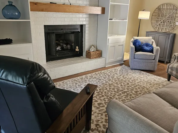 218 Woodhaven Ct #218, Greenwood, SC 29649