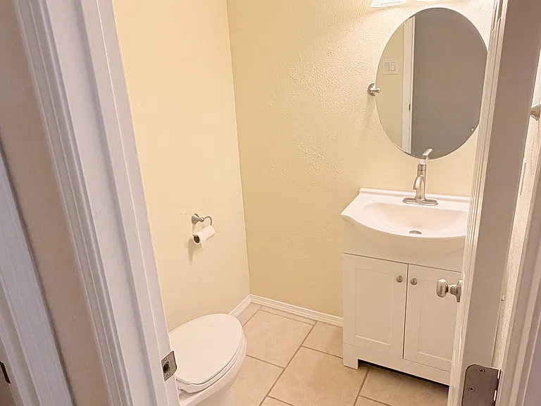6125 Rosetree Pl NE — Photo 9