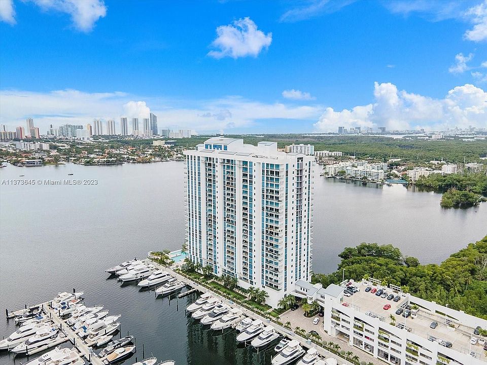 1st image of 17301 Biscayne Blvd APT 1705