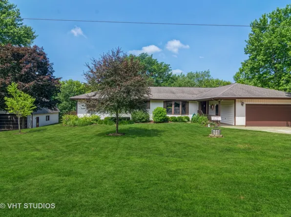 1N400 Pouley Rd, Elburn, IL 60119