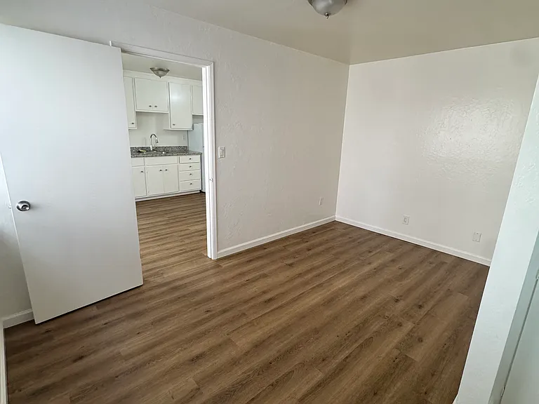 247 19th Ave #2 — Photo 2