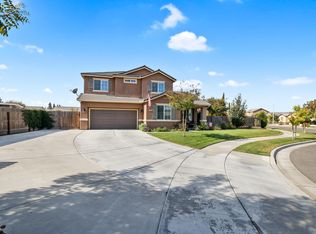 1421 E Monte Vista Ct, Visalia, CA 93292