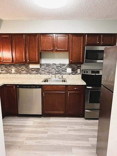 3037 Cape Henry Ct
