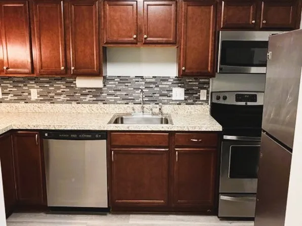 3037 Cape Henry Ct, Virginia Beach, VA