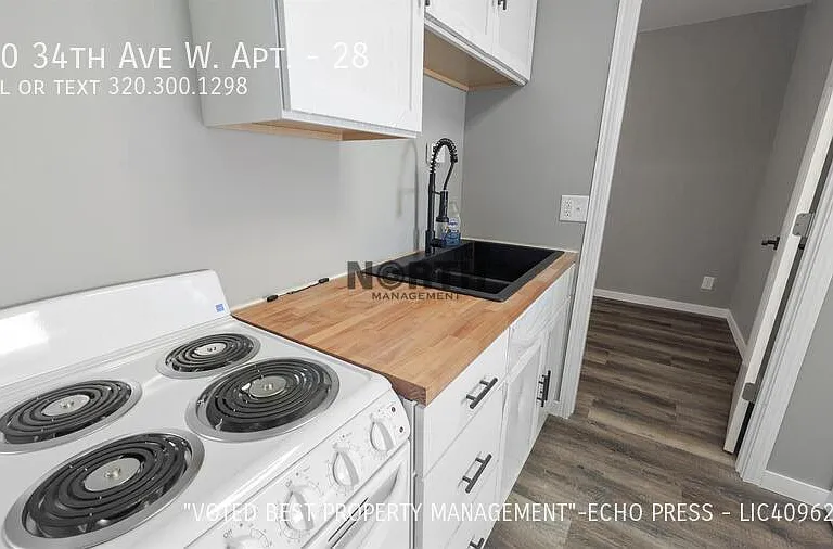 910 34th Ave W #28 — Photo 5