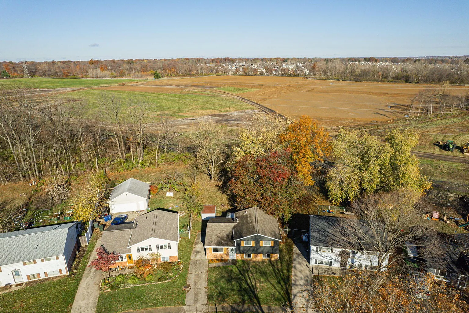 4605 Fairgrove Rd photo 1
