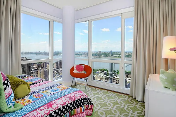 Sold by Corcoran | media 17