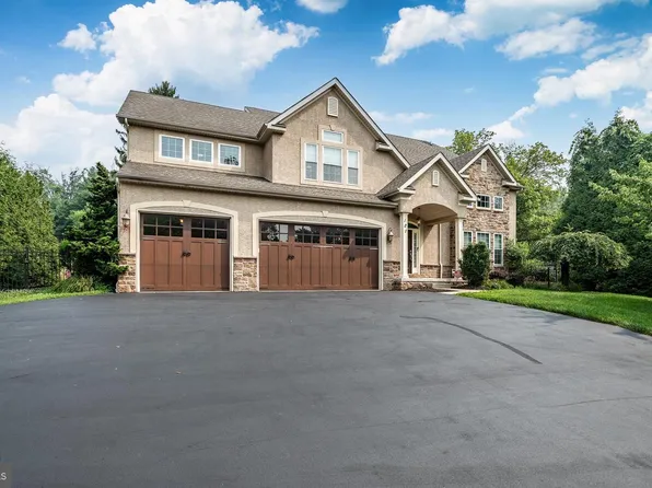 121 Pinetown Rd, Audubon, PA 19403