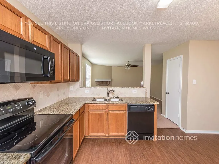 3450 Post Oak Dr — Photo 7