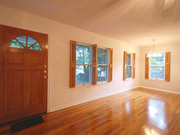 2nd image of 521 Normandy Ave