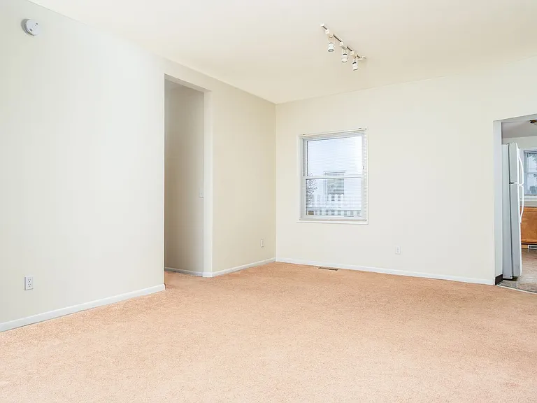 Entire House: Cozy 2-Bedroom Home In Beautiful Prospect Park! — Photo 6
