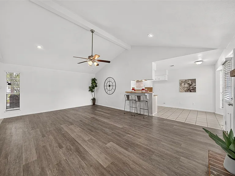 18706 Clover Glen Ln — Photo 3