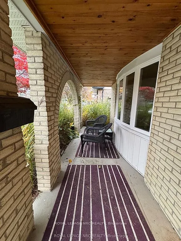 5 bed, $3,000 — Photo 2