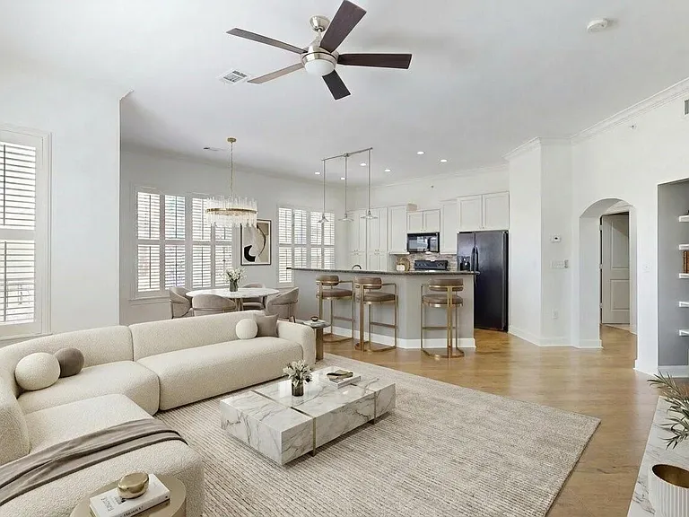 1010 Rosine St #29 — Photo 8