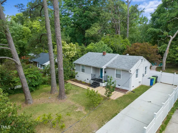 2409 Derby Dr, Raleigh, NC 27610