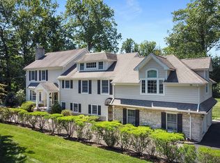 2 Briarwood Dr, Short Hills, NJ 07078