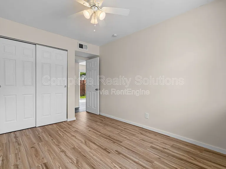 2323 Woodson Rd #I — Photo 13
