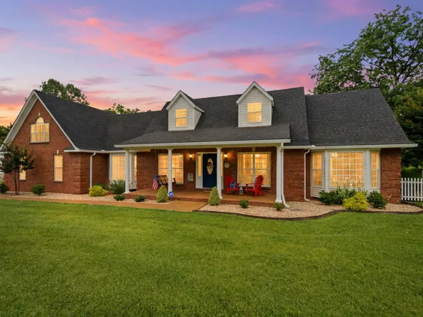 318 Walnut Ct, White House, TN 37188