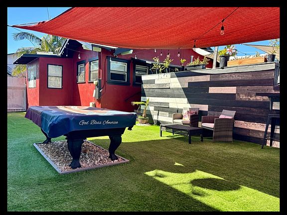 Outdoor billiard table, Smart TV and sitting area