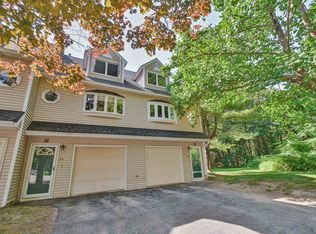 60 Schooner Lndg, Hampton, NH 03842