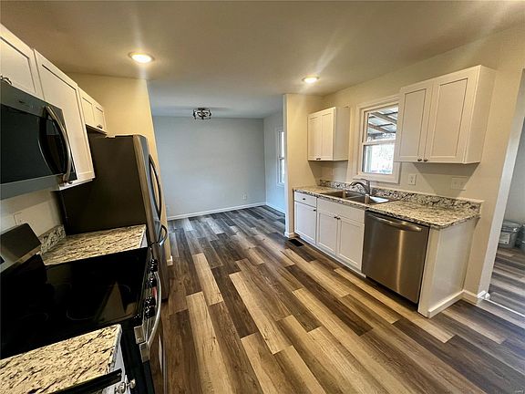3rd image of 503 Coleman Ave