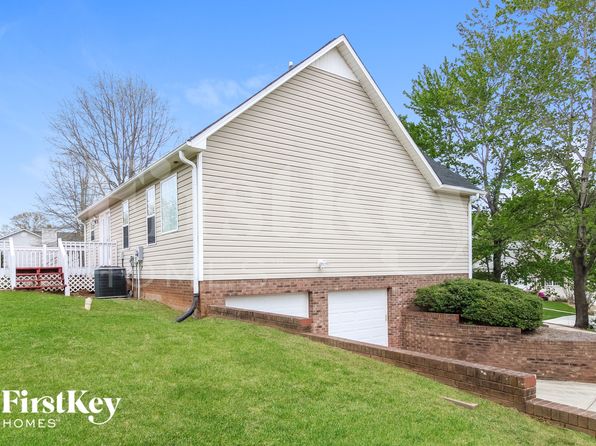 422 Twin Valley Dr