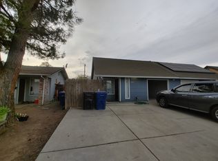 6117 Dry Creek Rd, Rio Linda, CA 95673